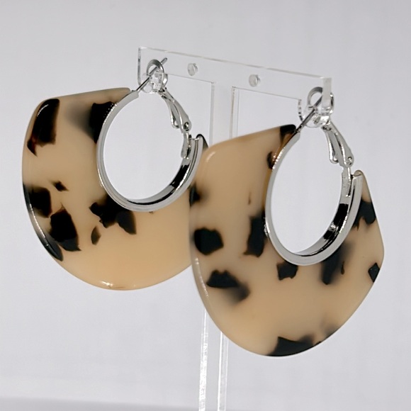Vintage Bohemian Style Resin Acetate Hoop Earrings - Picture 3 of 5